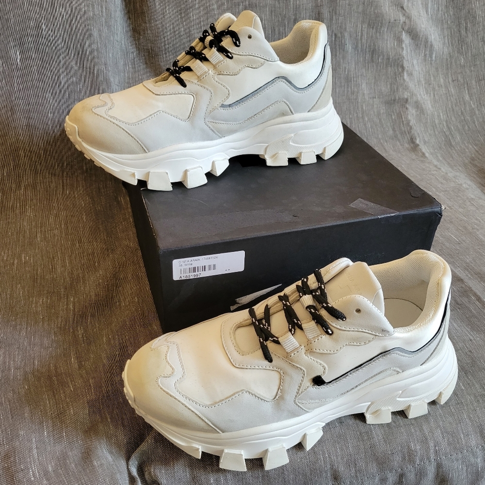 New Women's Italy's Cinzia Araia White Grey Leather Bulky Sneakers Size 8 US - Picture 9 of 16